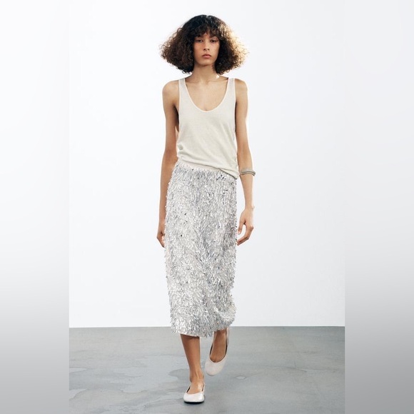 ZARA SEQUIN MIDI SKIRT - Picture 4 of 9